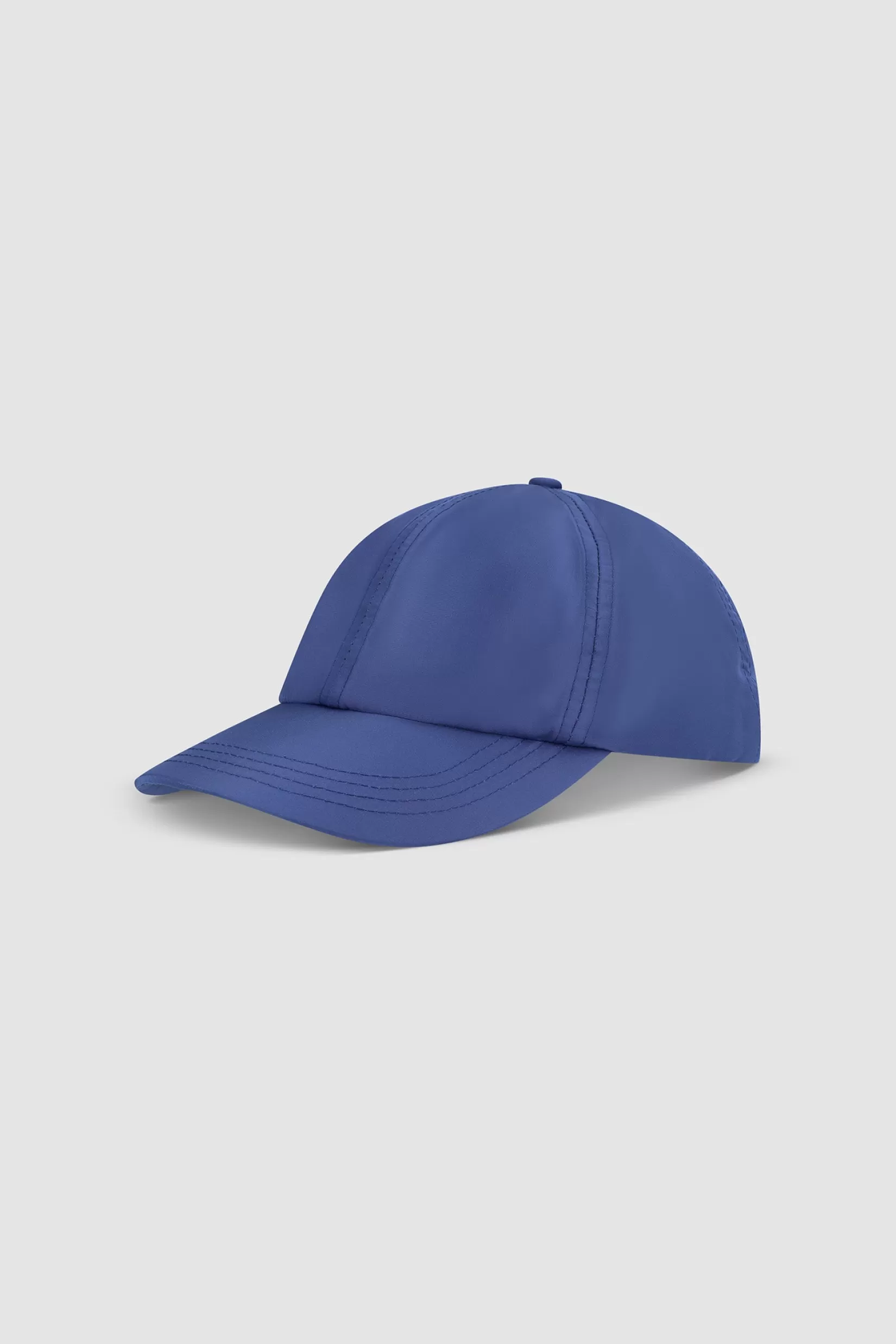 Shop Casquette Cassius Back Heart Couvre-chefs